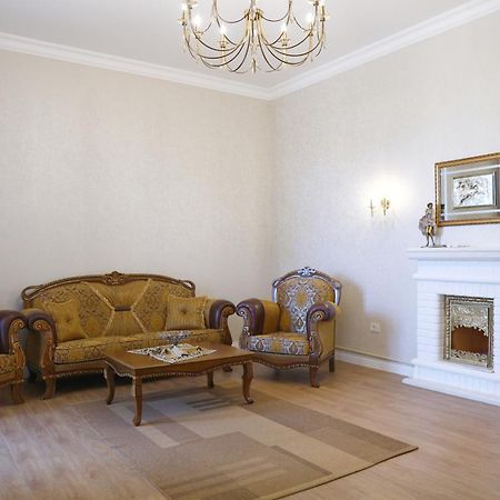 Dionis Coffee Shop Hotel Baku Exterior photo